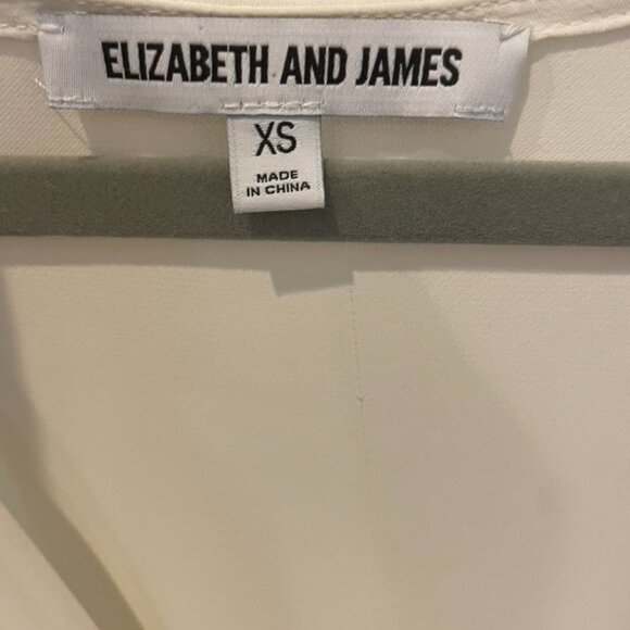NWOT's Elizabeth and James Layla Wrap Blouse - Picture 6 of 7